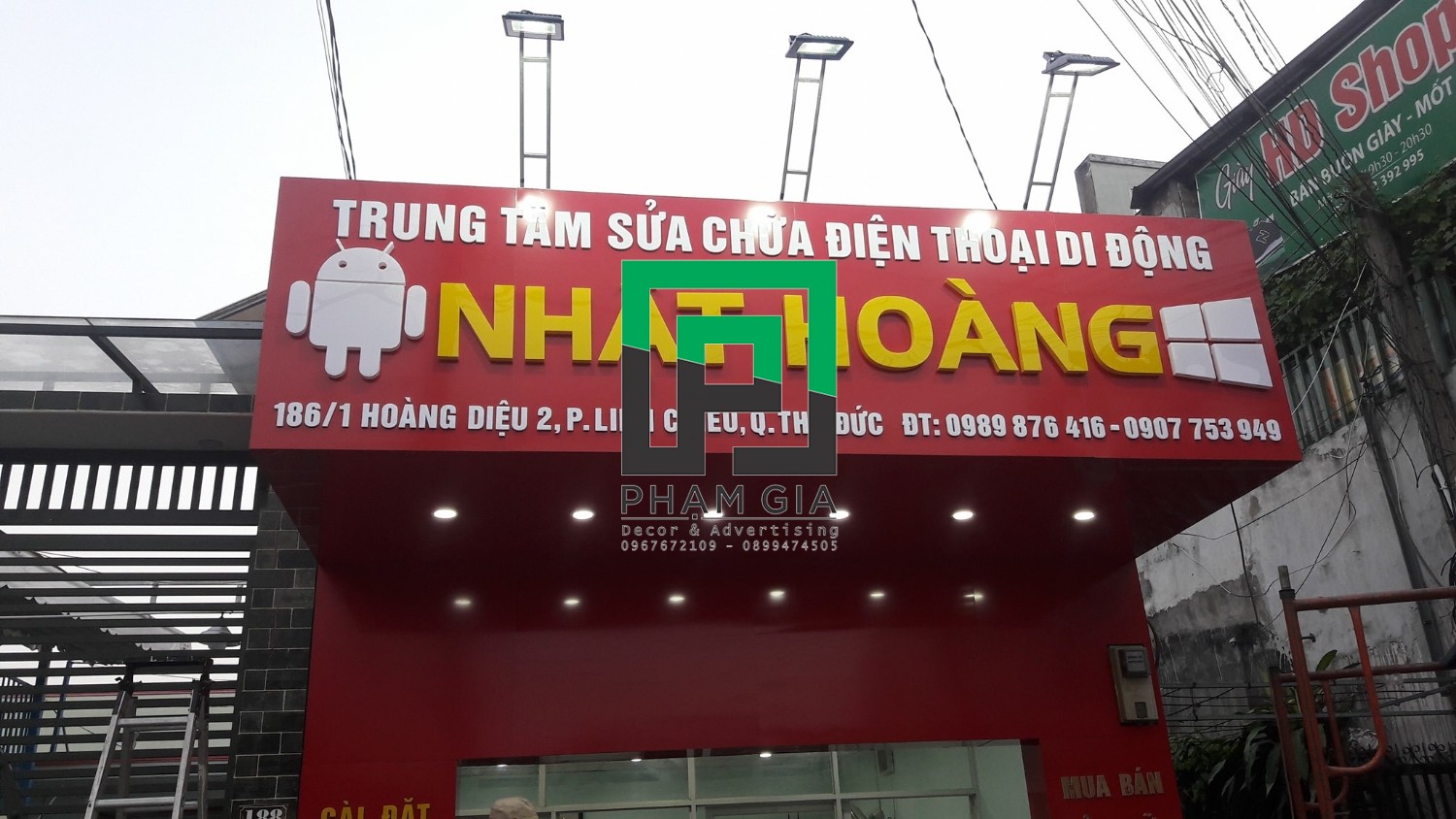 gia cong chu noi am den led