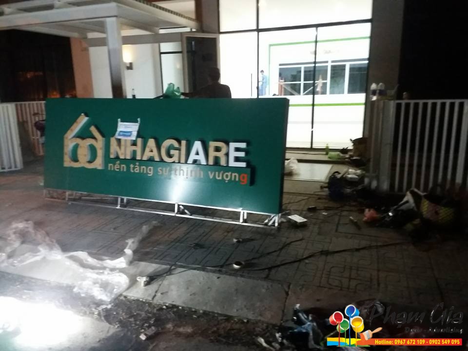 bang alu gia re